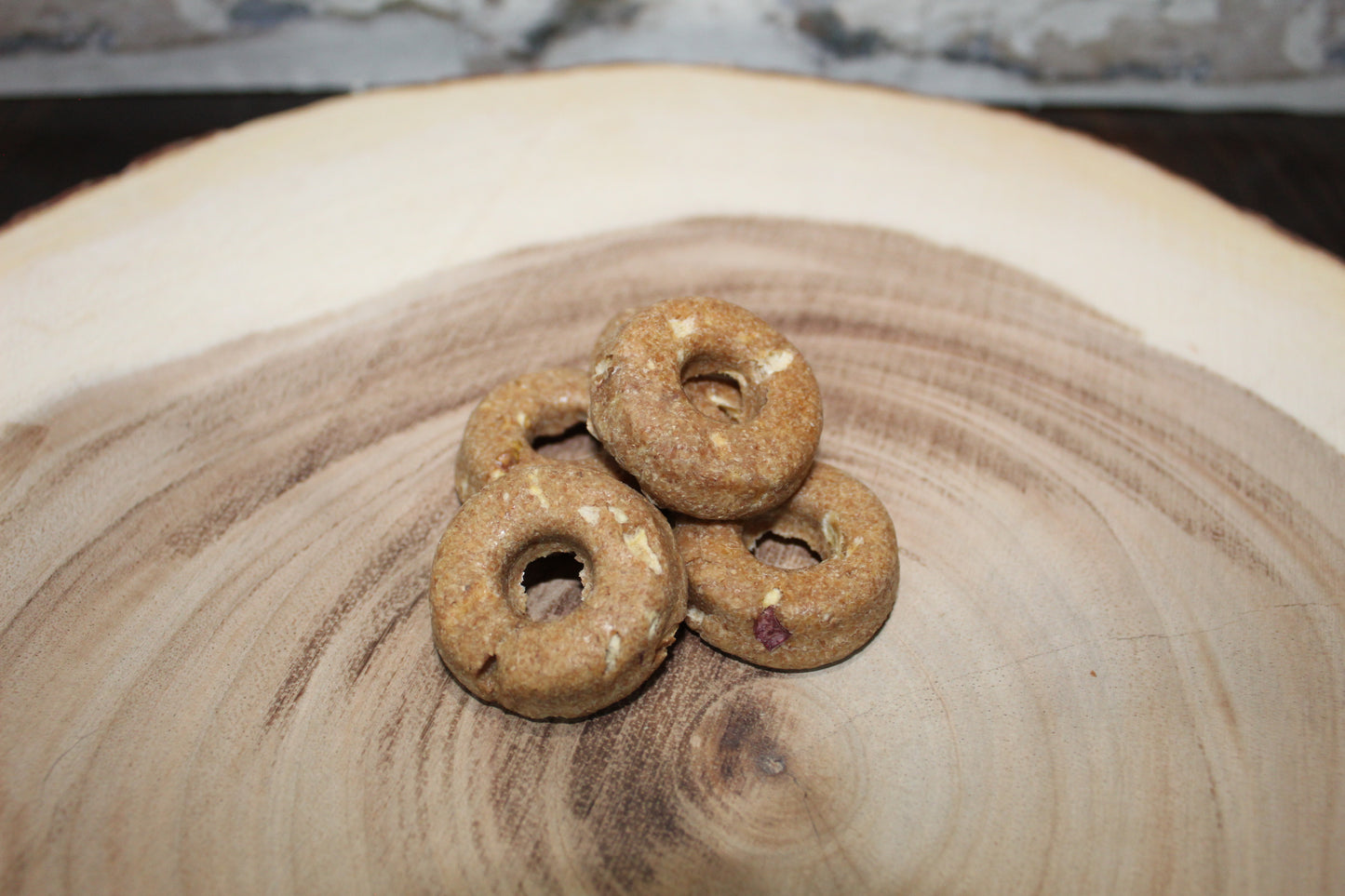 Apple cinnamon donuts