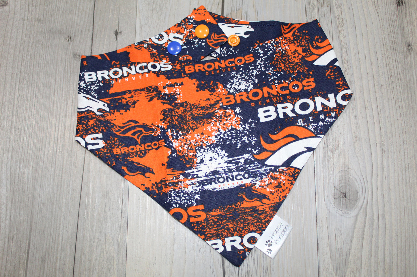 Bronco bandana