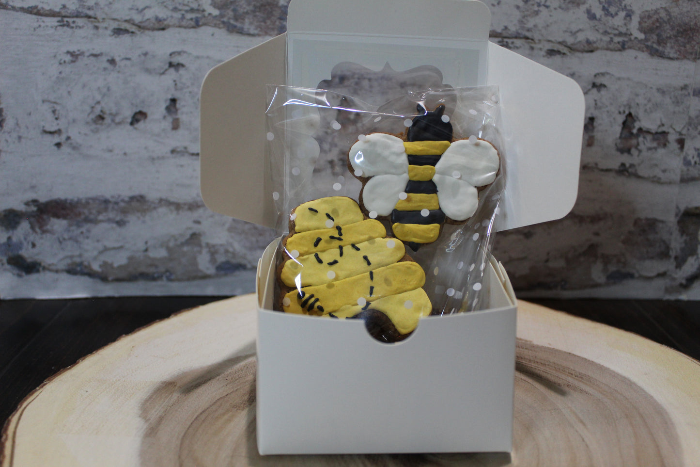 Decorated bee treats